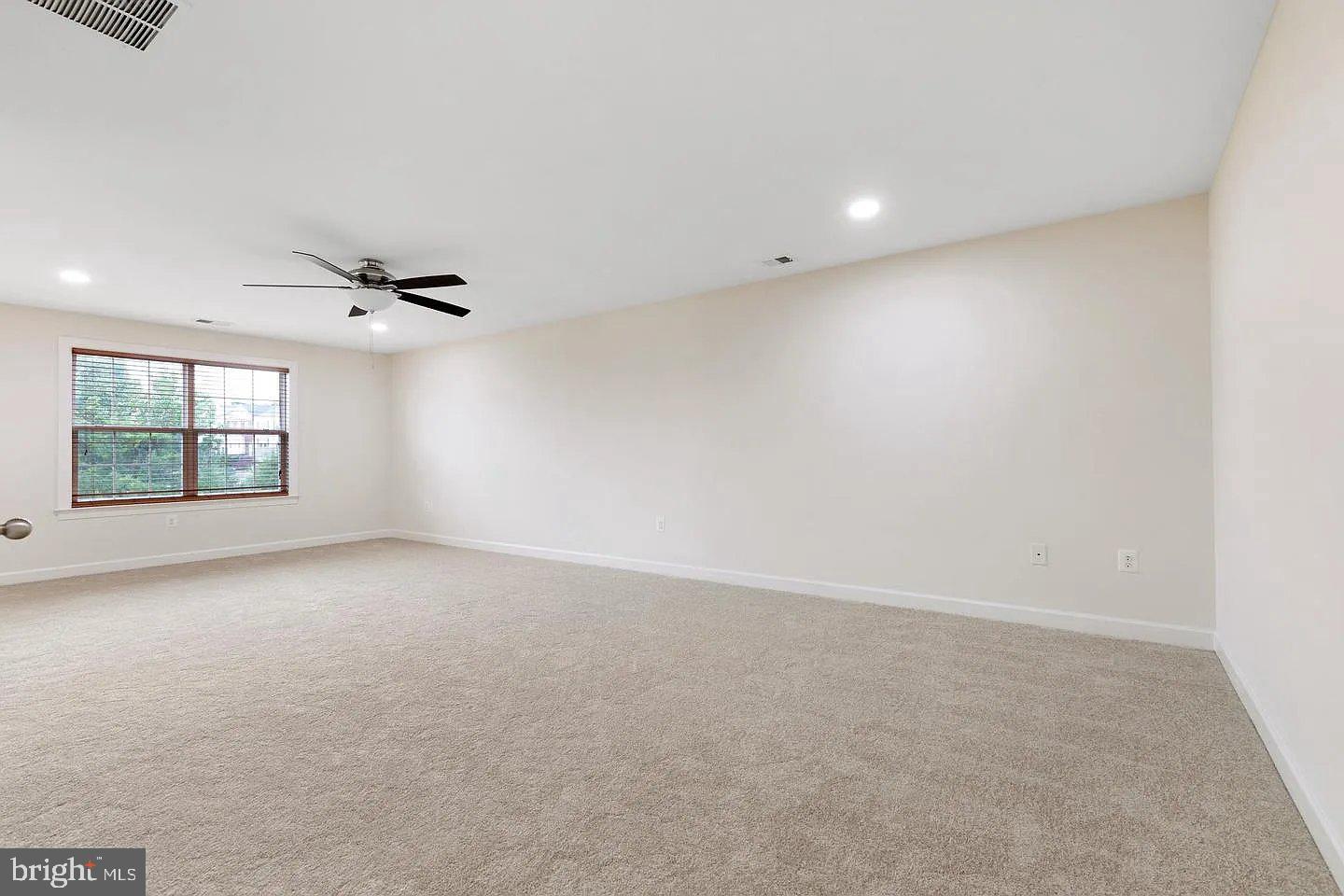 41716 Deer Grass Ter Property Photo 20