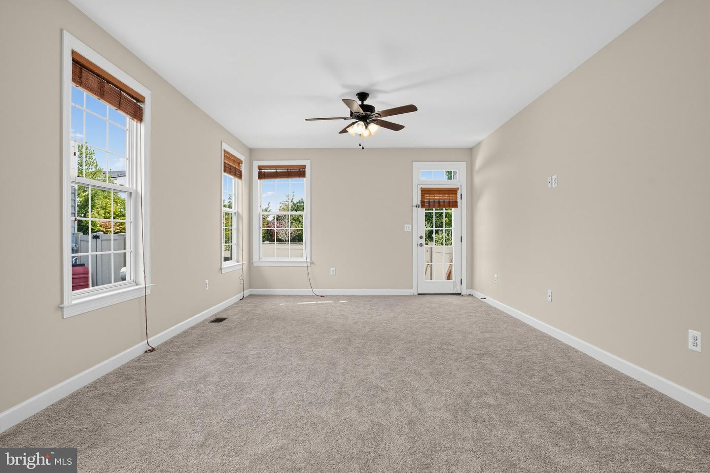 41716 Deer Grass Ter Property Photo 33