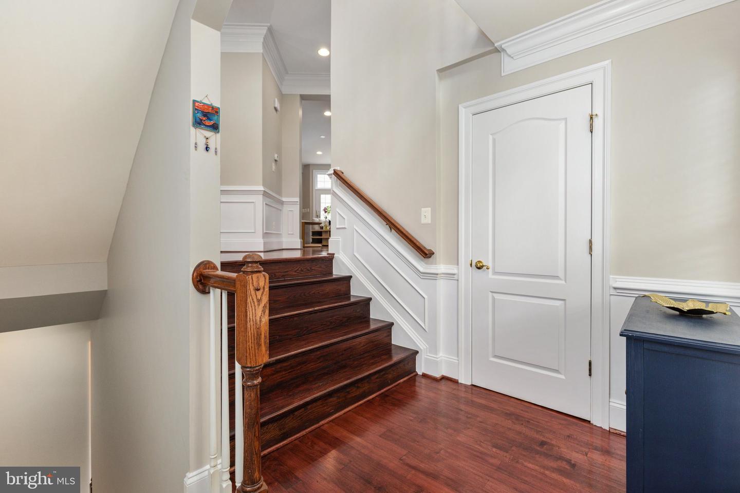 43682 Lees Mill Sq Property Photo 4