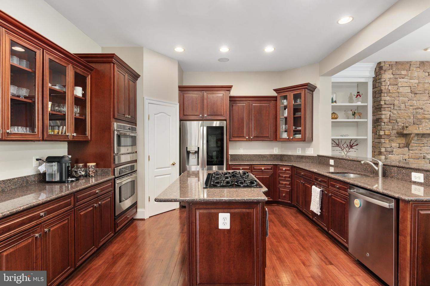 43682 Lees Mill Sq Property Photo 16