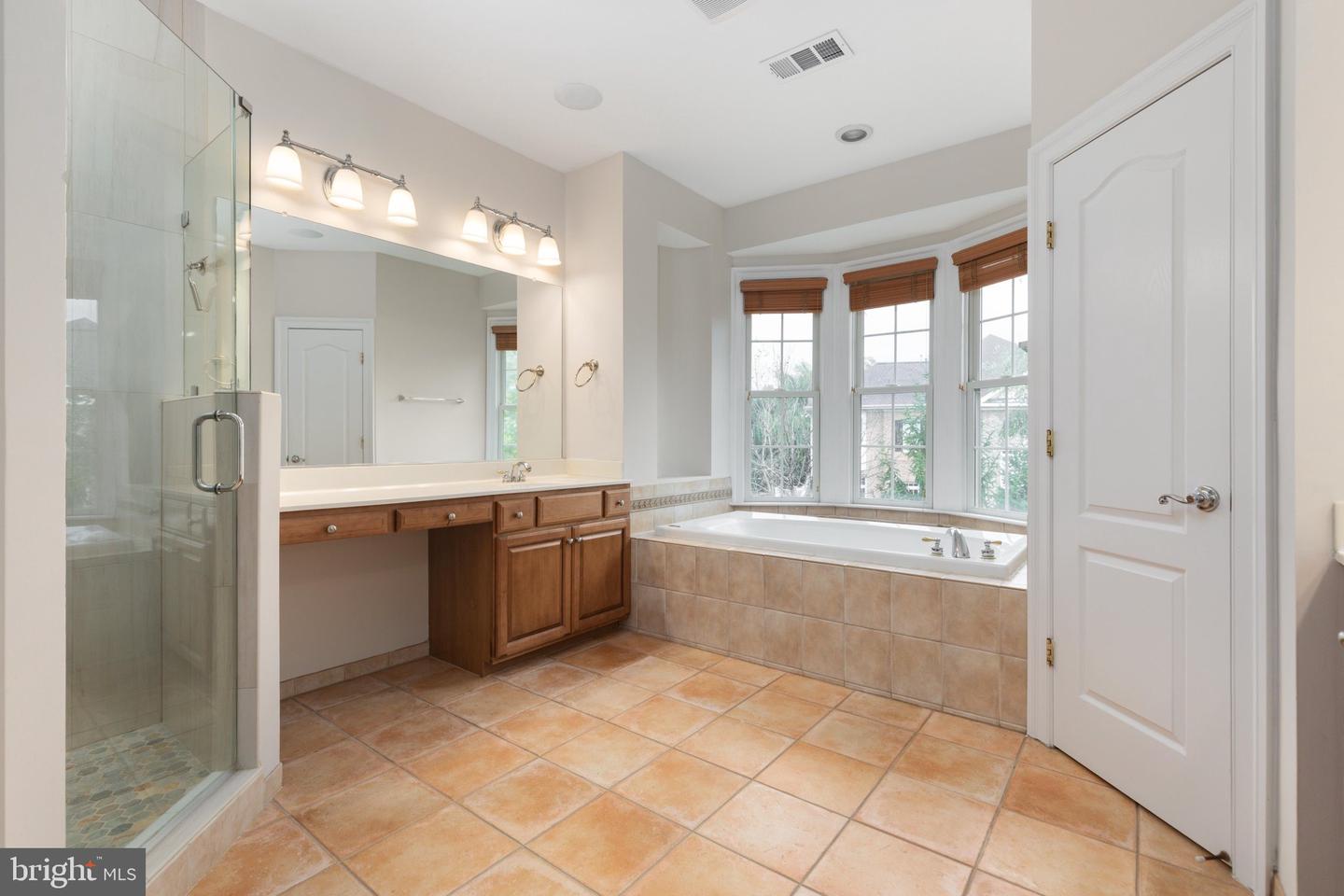 43682 Lees Mill Sq Property Photo 30