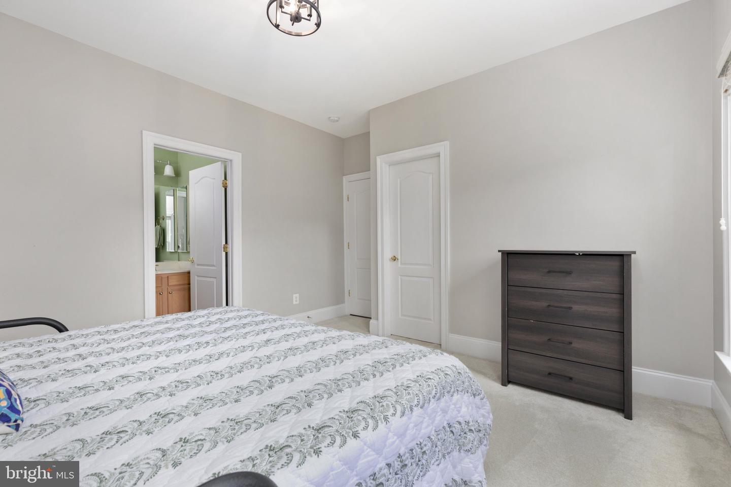 43682 Lees Mill Sq Property Photo 38