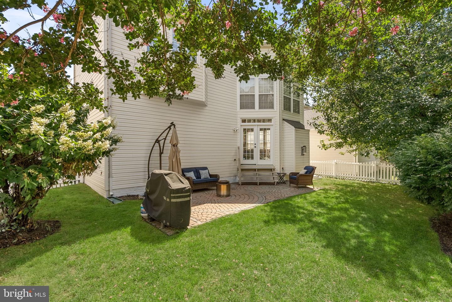 21535 Overland Park Dr Property Photo 7