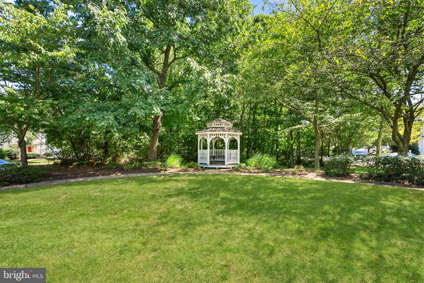 21535 Overland Park Dr Property Photo 11