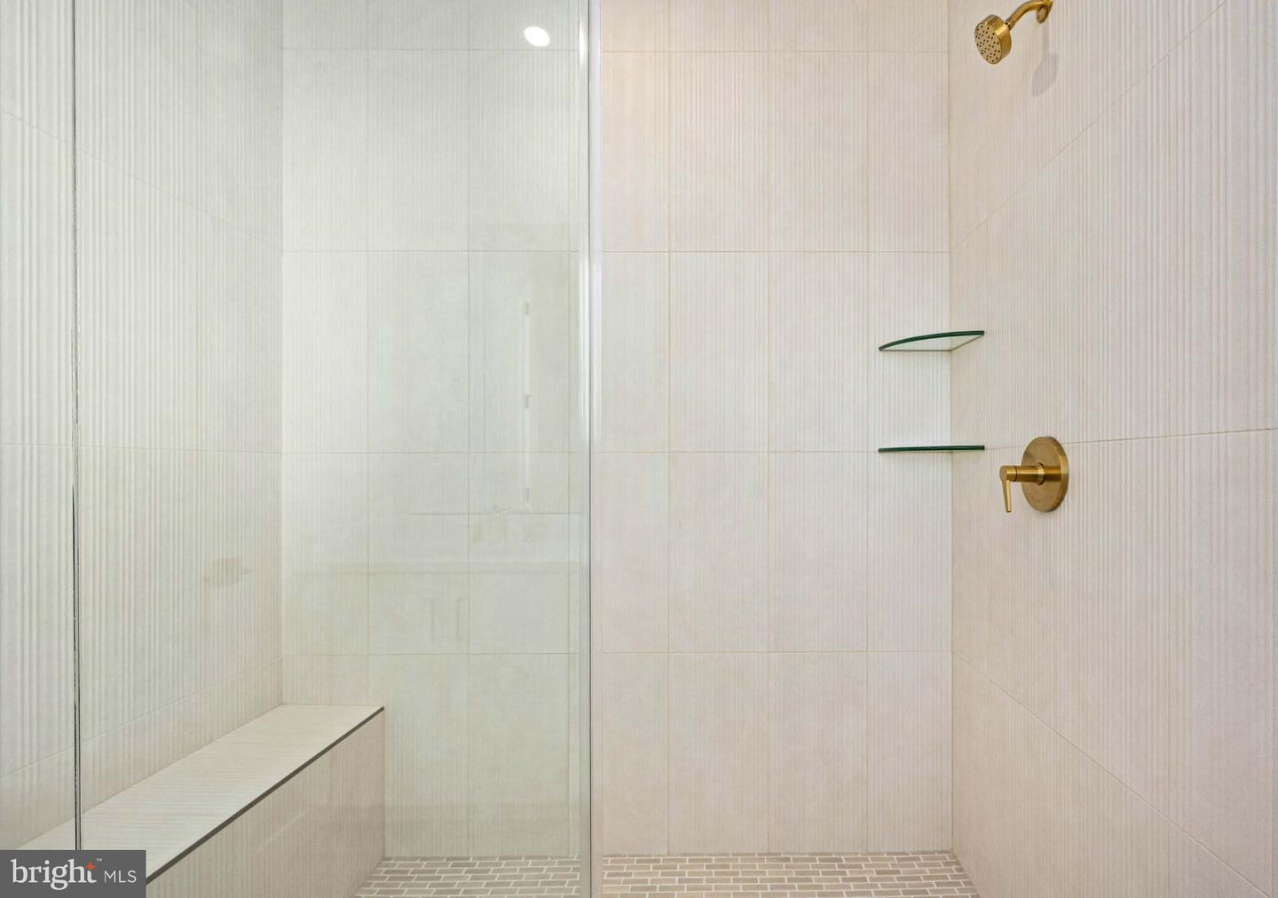 41708 Carefree Ct Property Photo 5