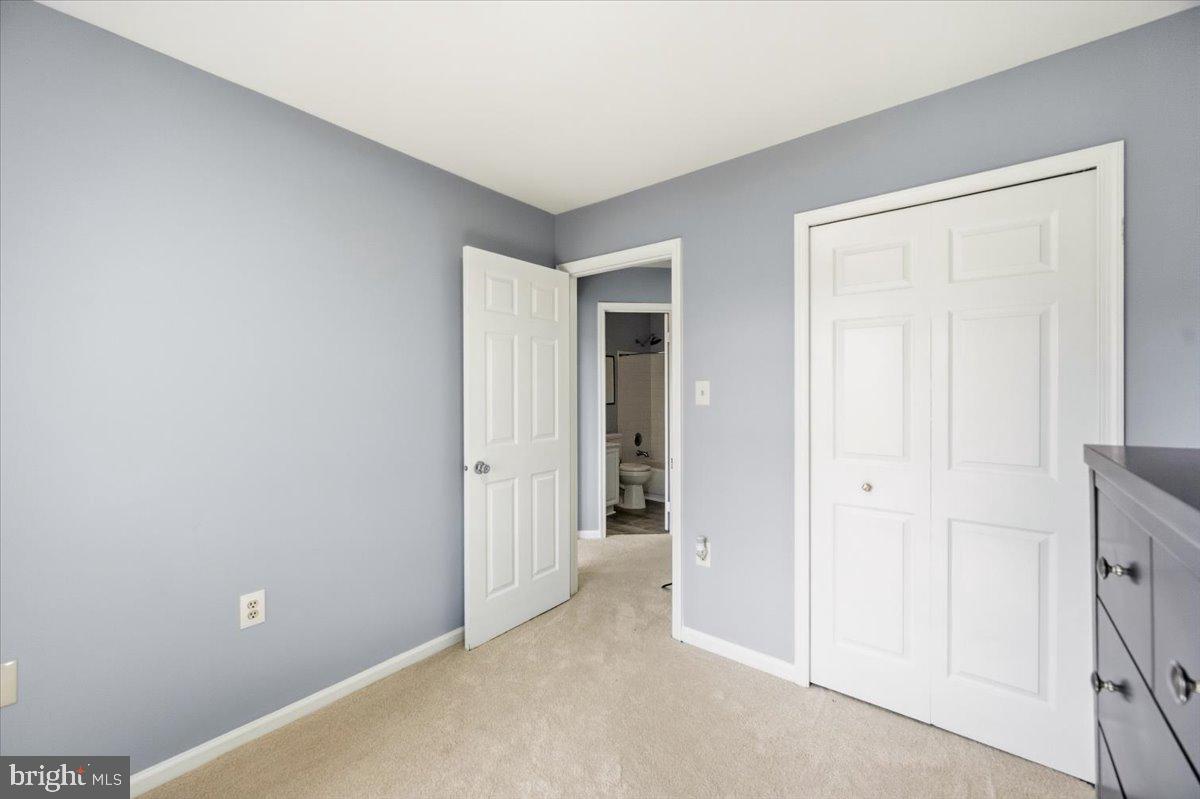 21140 Winding Brook Sq Property Photo 22