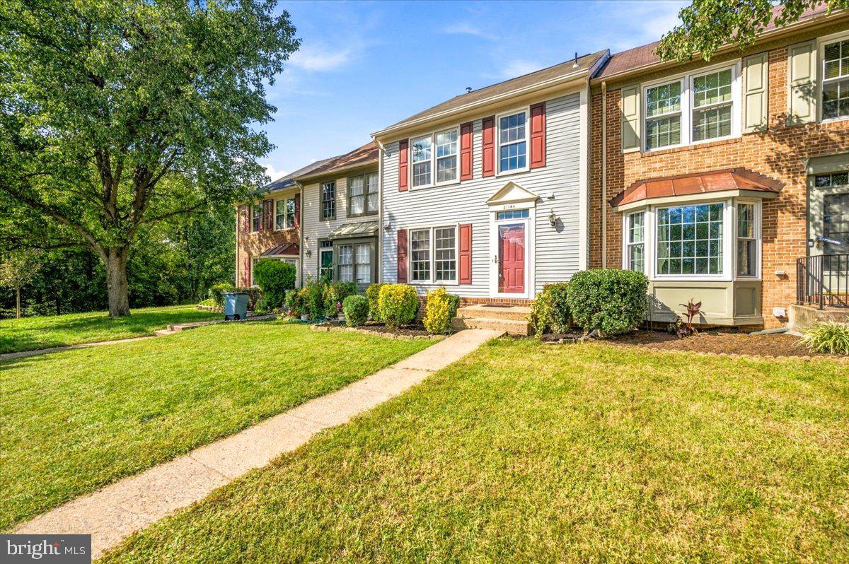 21140 Winding Brook Sq Property Photo 37