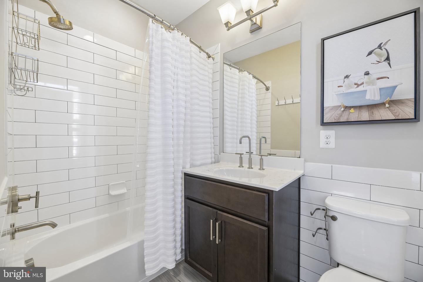 265 Crescent Station Ter Se Property Photo 35