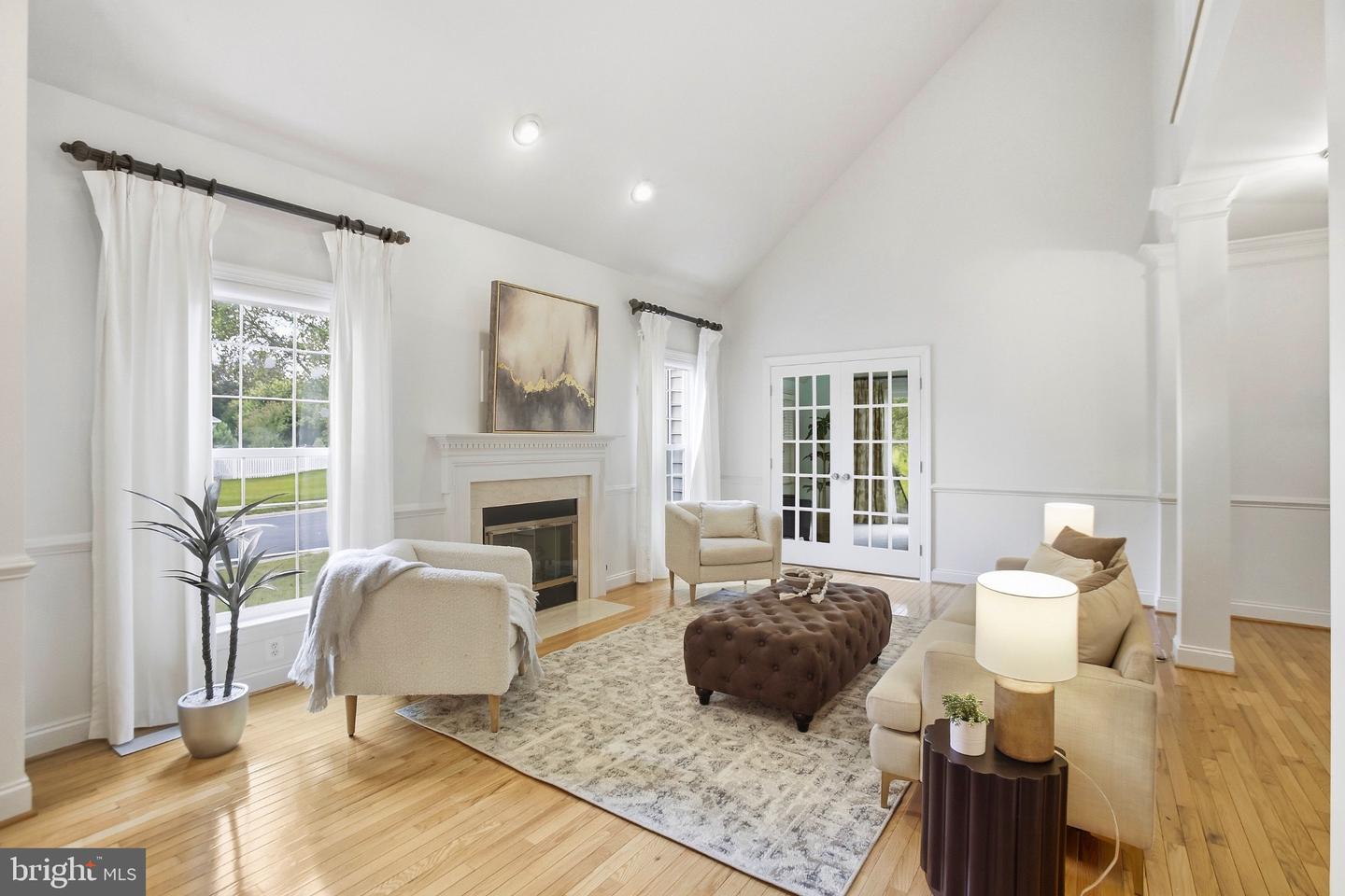 20135 Valhalla Sq Property Photo 4