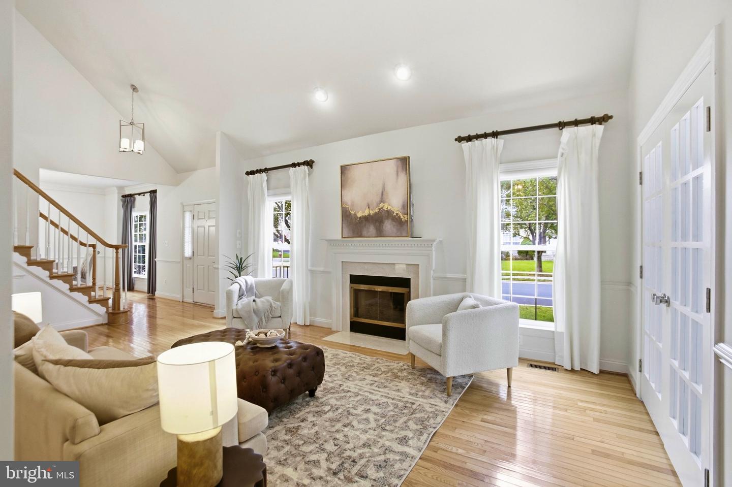 20135 Valhalla Sq Property Photo 6