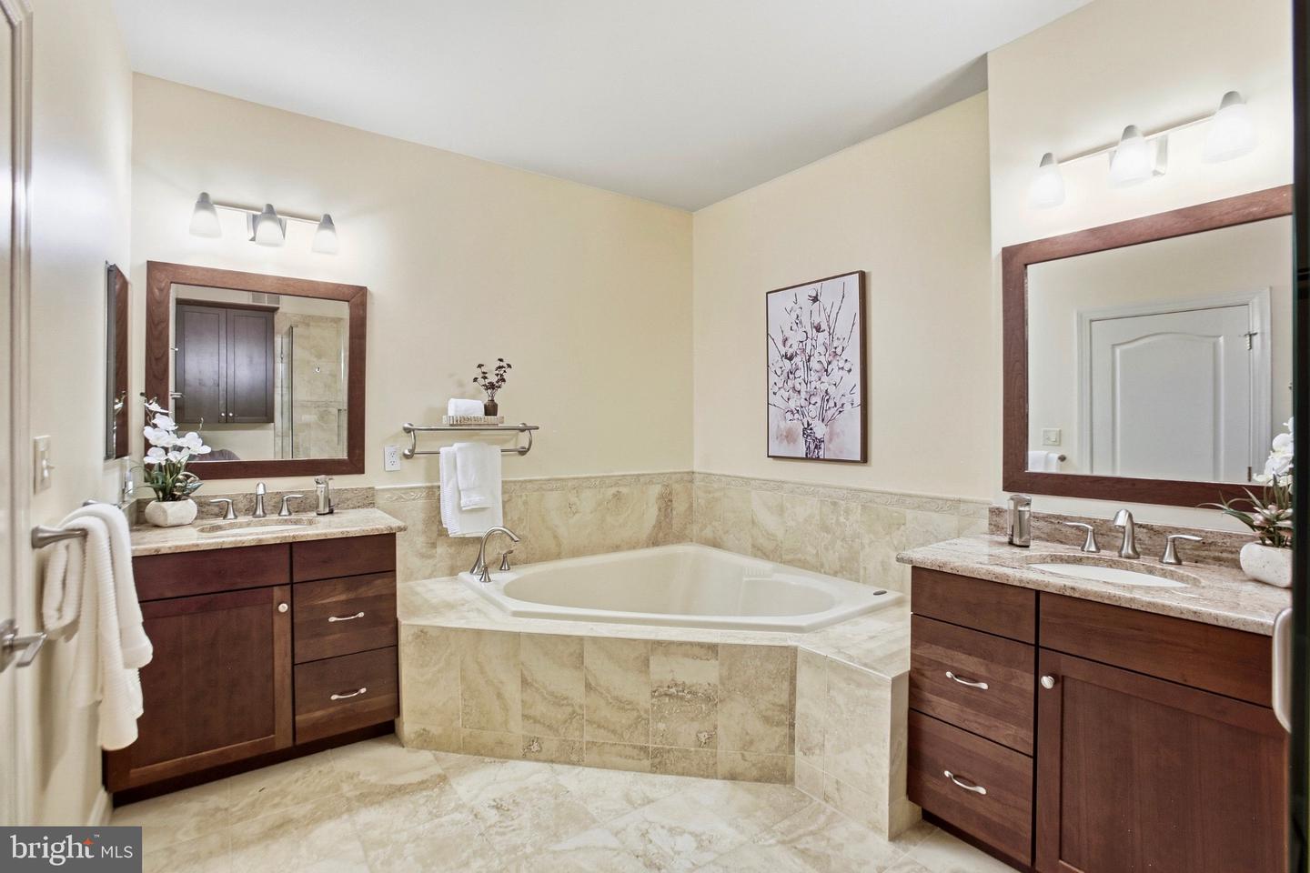 20135 Valhalla Sq Property Photo 22