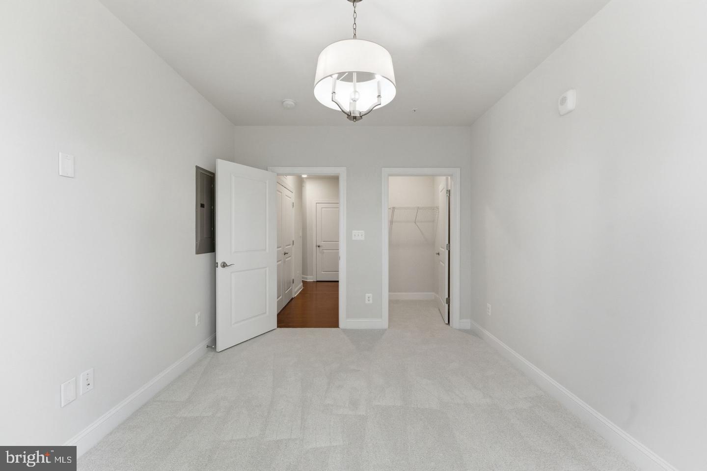 21007 Rocky Knoll Sq #205 Property Photo 44