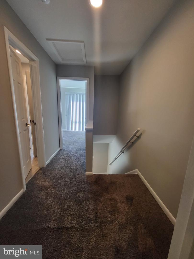 26 Sugarland Square Ct Property Photo 8