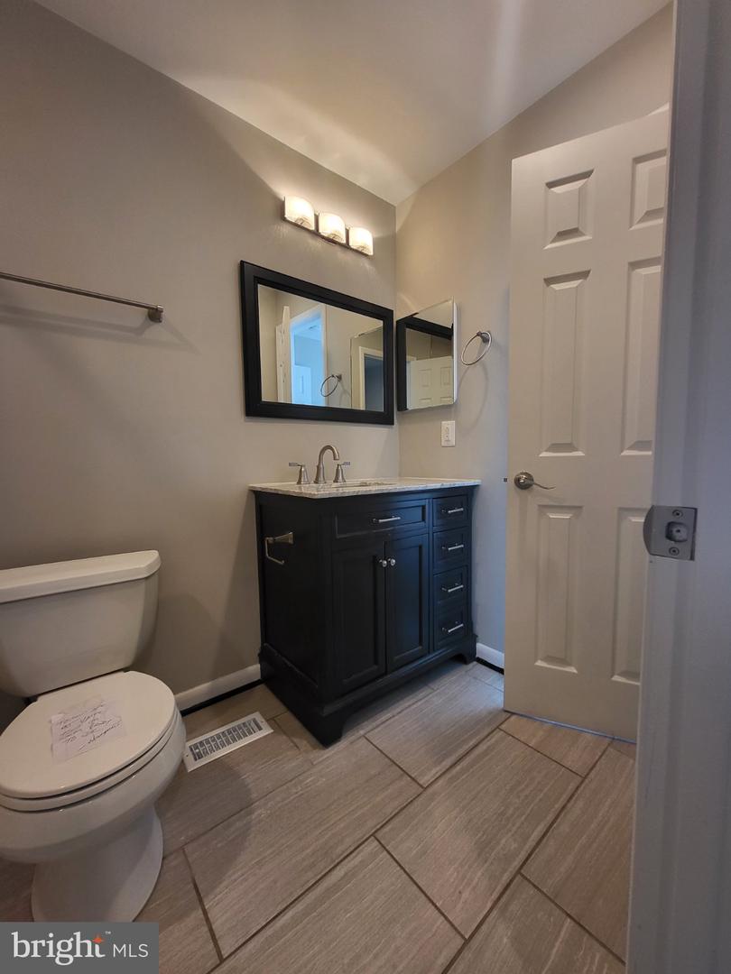 26 Sugarland Square Ct Property Photo 9