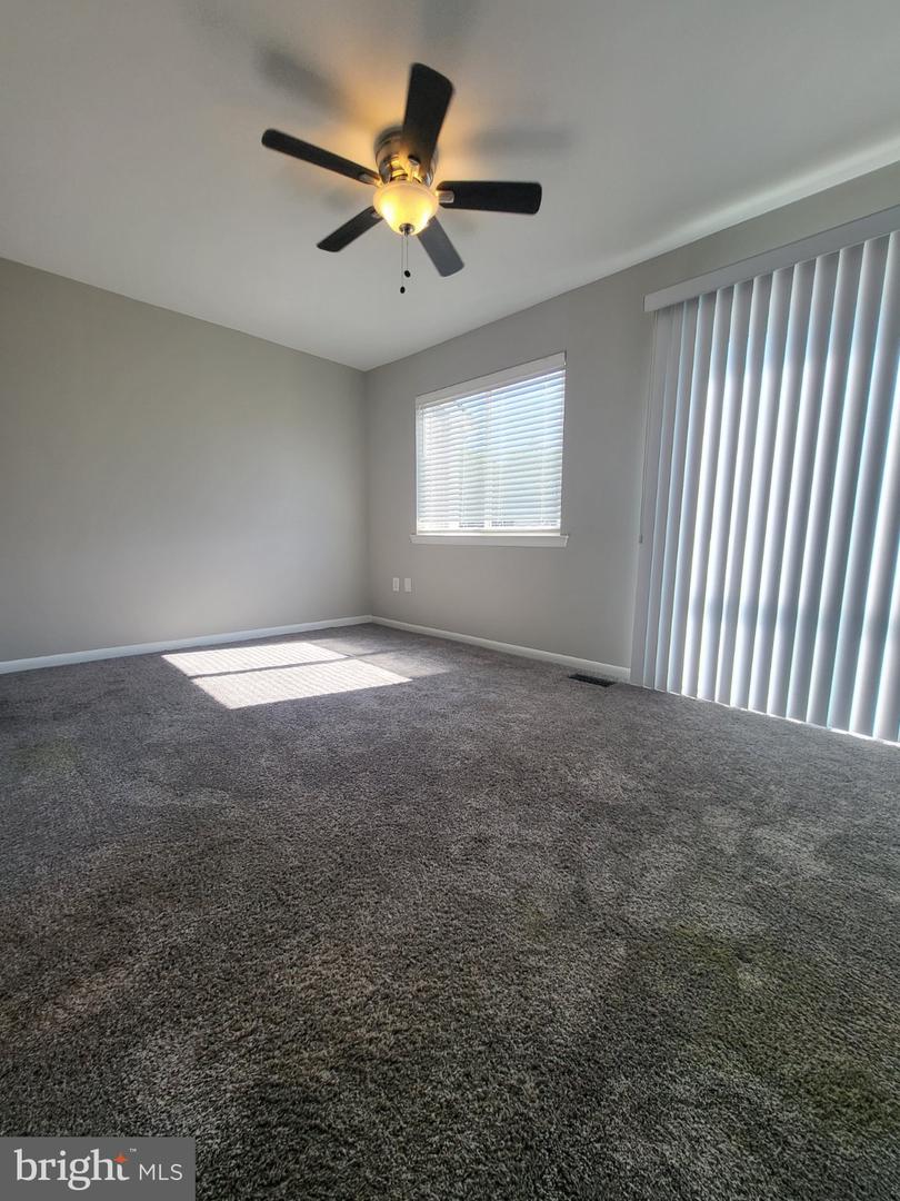 26 Sugarland Square Ct Property Photo 10