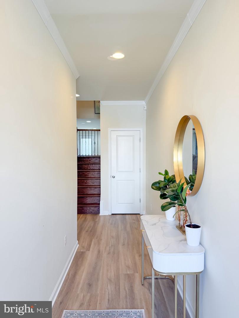 42369 Alder Forest Ter Property Photo 3