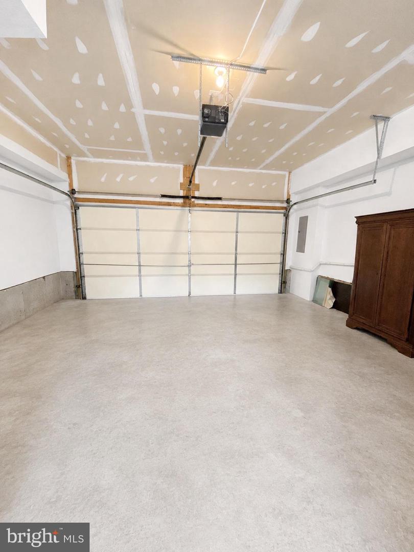 21002 Kittanning Ln Property Photo 35
