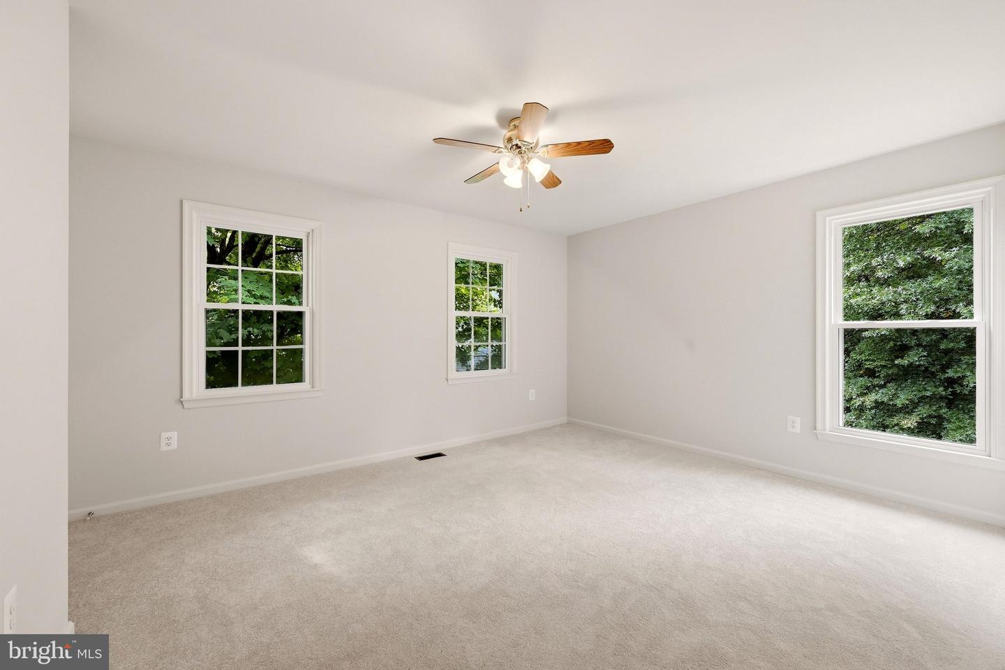 273 Terrie Dr Property Photo 35