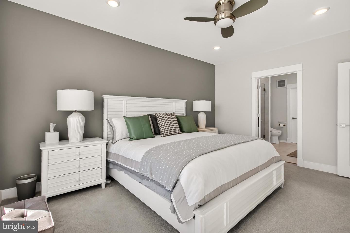 23650 Havelock Walk Ter #308 Property Photo 22