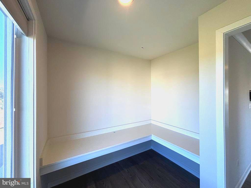 23518 Neersville Corner Ter Property Photo 13