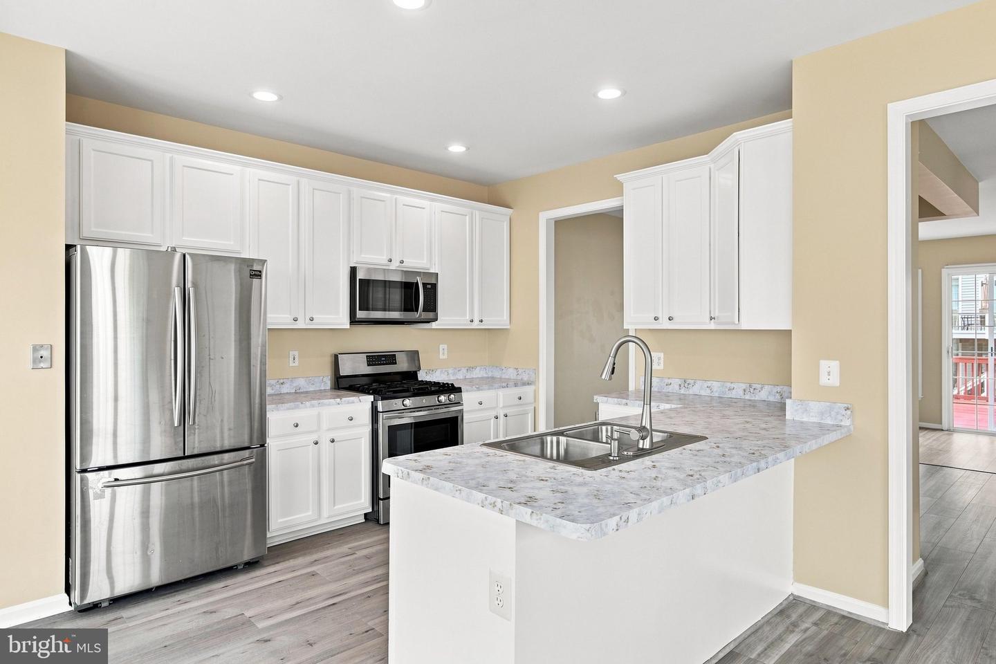 22675 Simonet Blanc Ter Property Photo 8