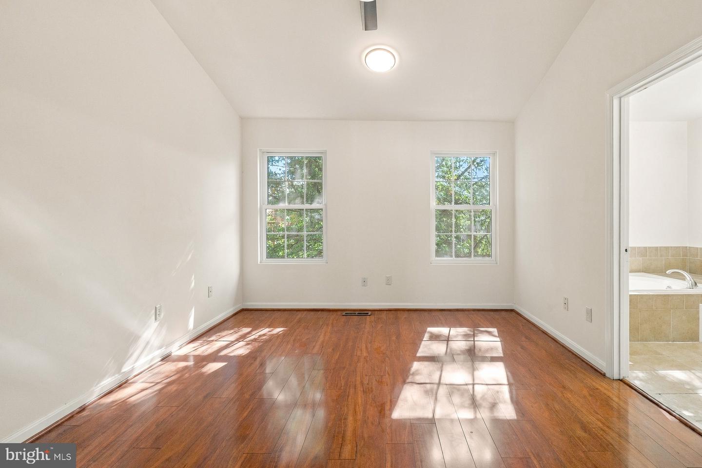 45547 Reading Ter Property Photo 4