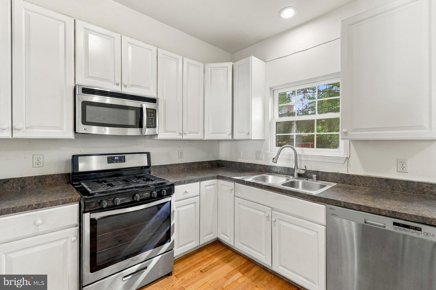 45547 Reading Ter Property Photo 5
