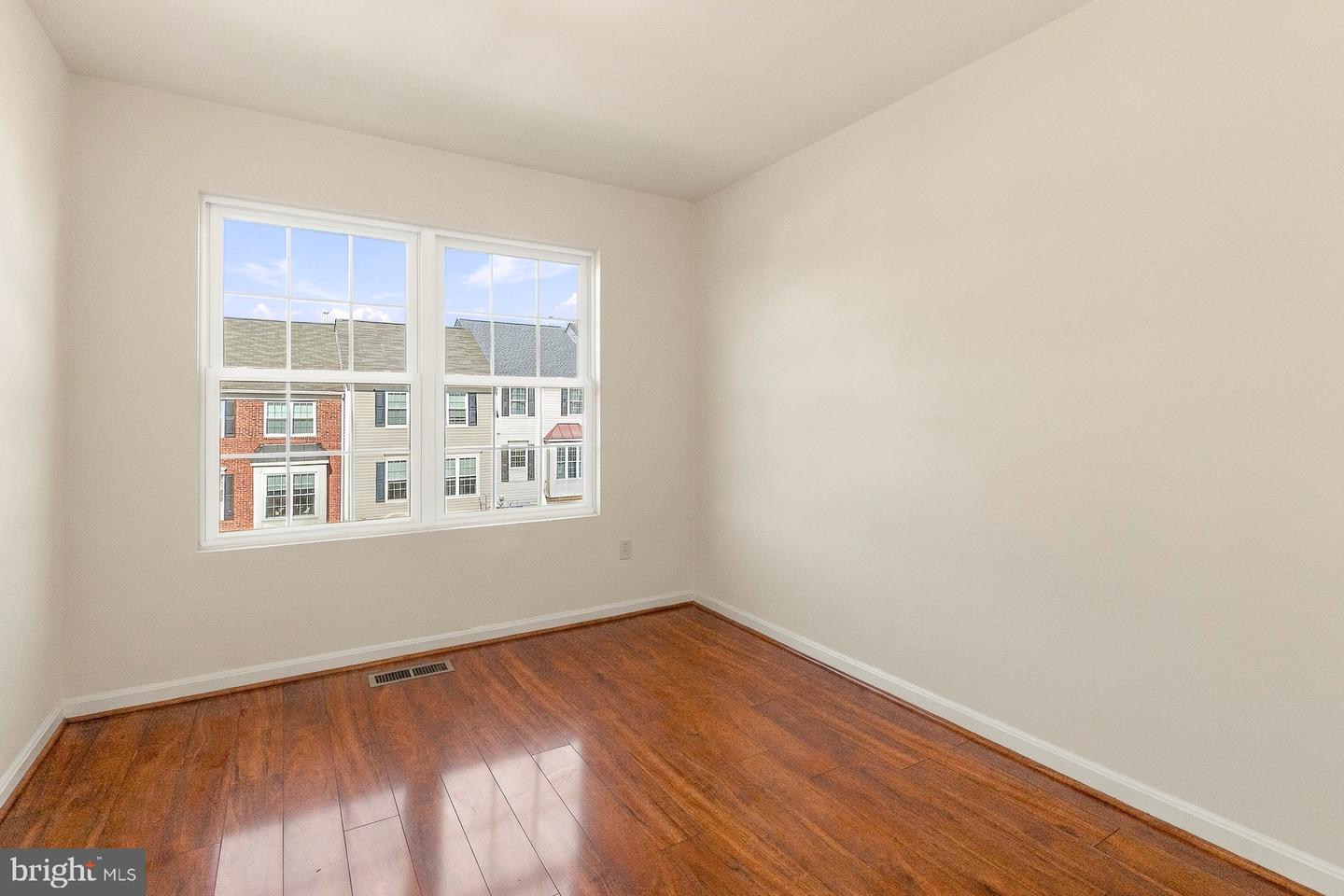 45547 Reading Ter Property Photo 9