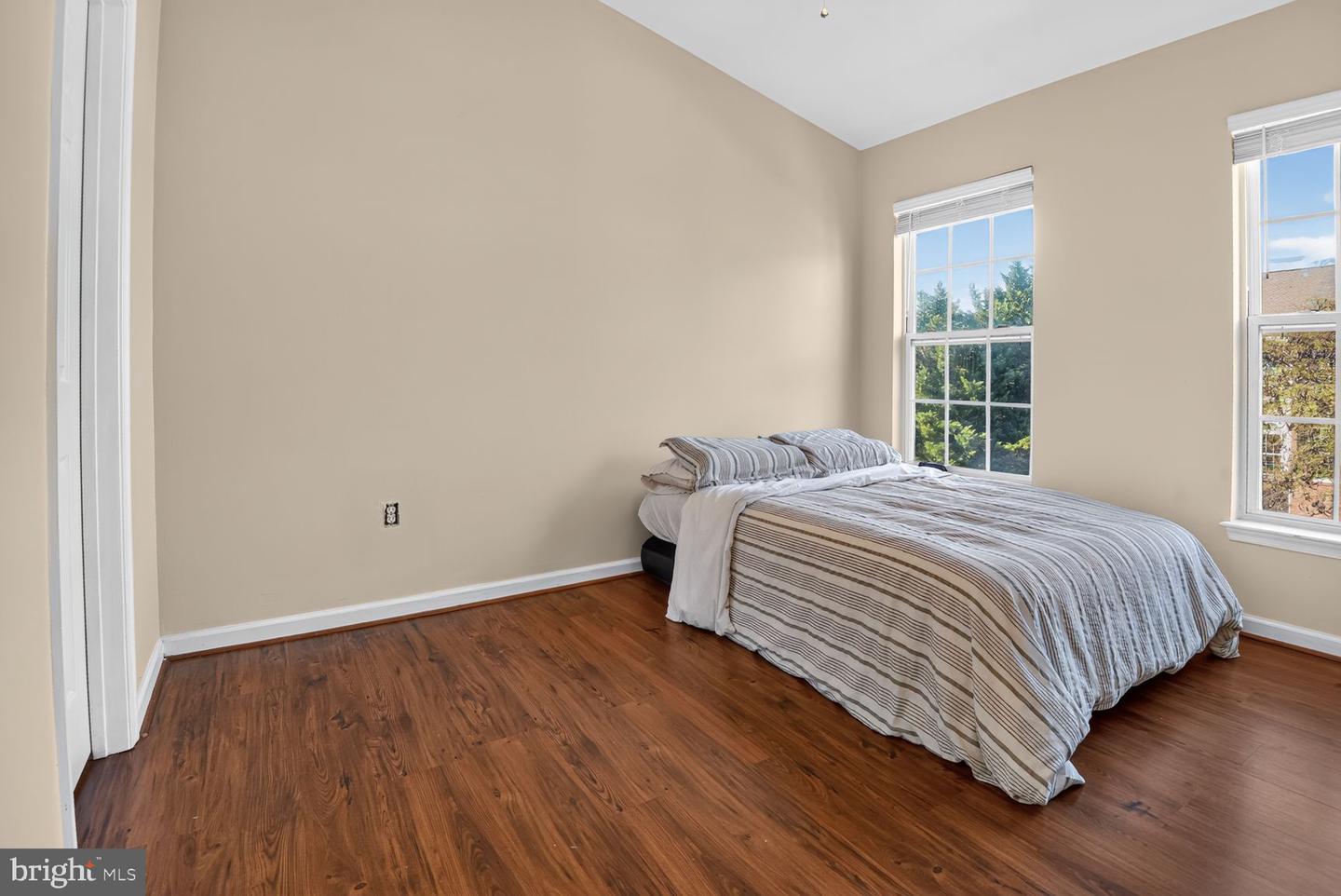 43449 Laidlow St Property Photo 23