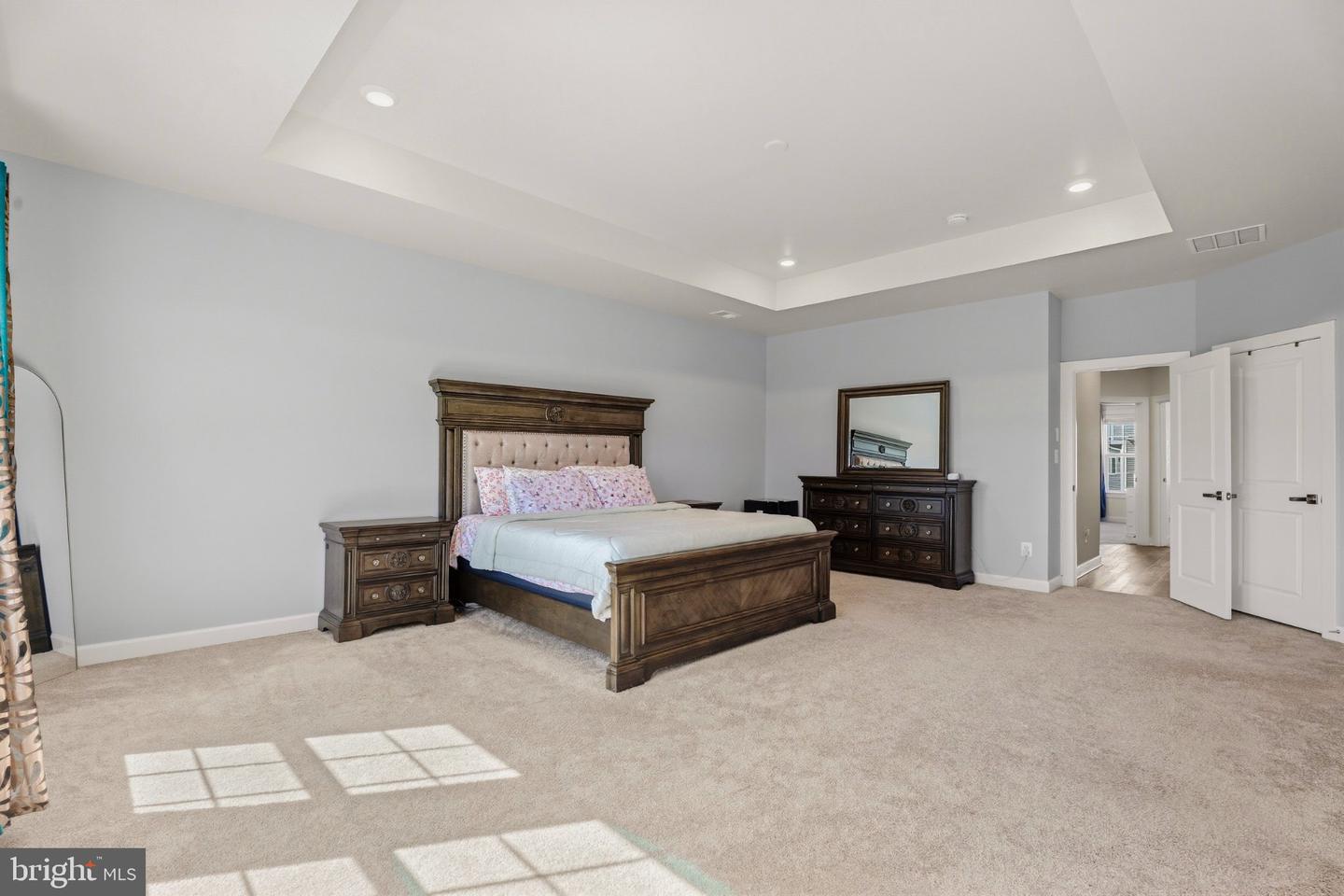 42717 Burbank Ter Property Photo 26
