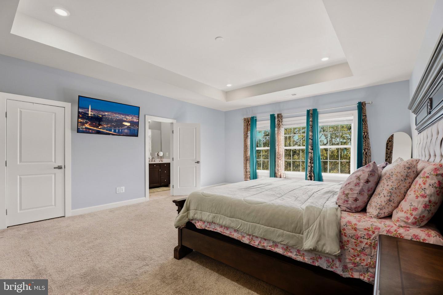 42717 Burbank Ter Property Photo 27