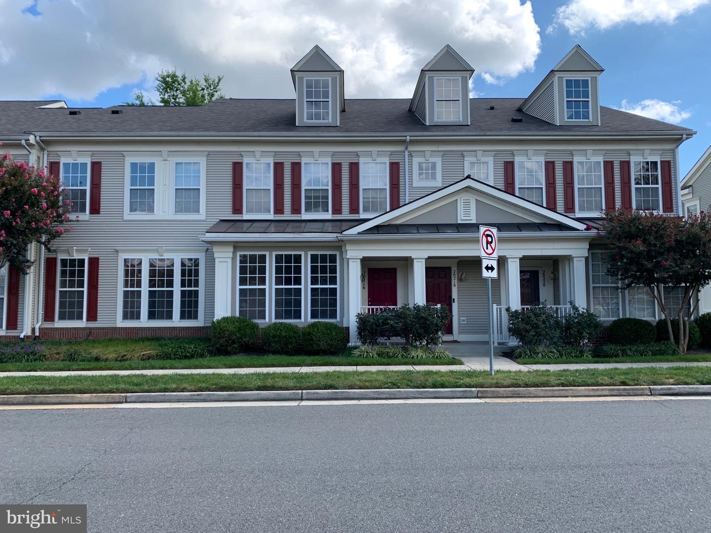 20216 NIGHTWATCH ST Property Photo 1