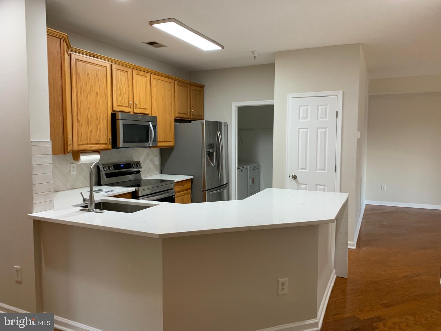 20216 Nightwatch St Property Photo 5