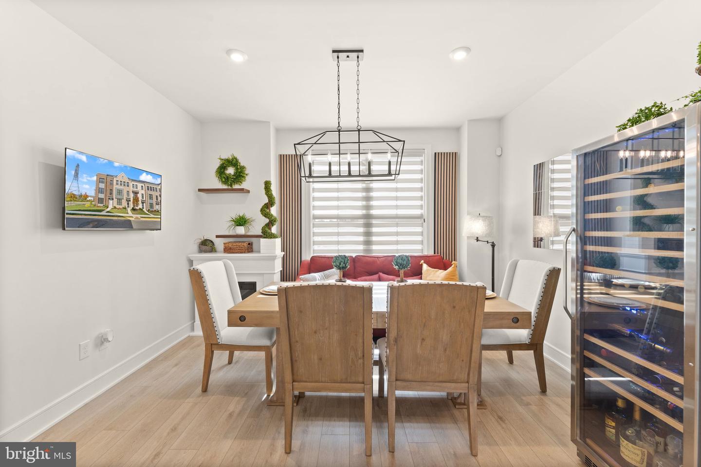42088 Picasso Sq Property Photo 12