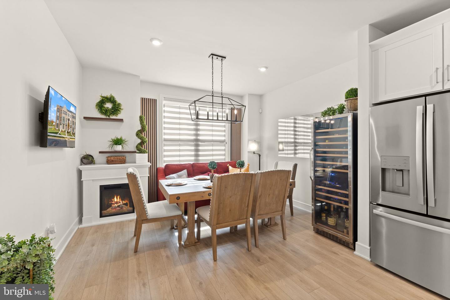 42088 Picasso Sq Property Photo 13