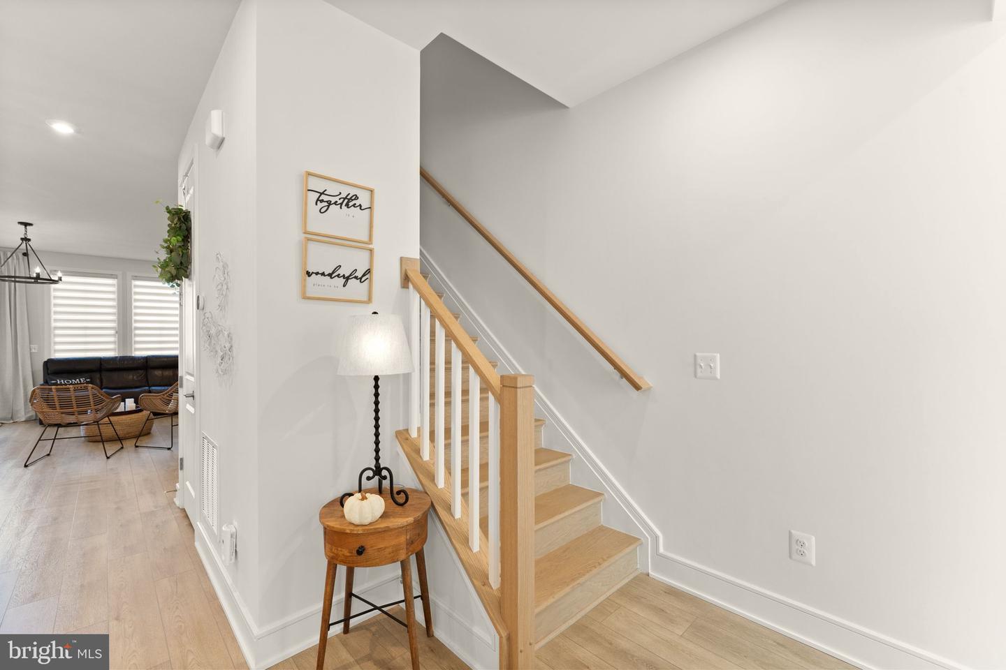 42088 Picasso Sq Property Photo 17