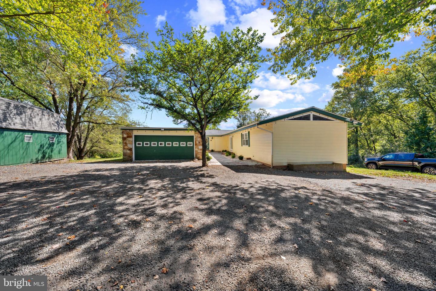 21806 Watson Rd Property Photo 1