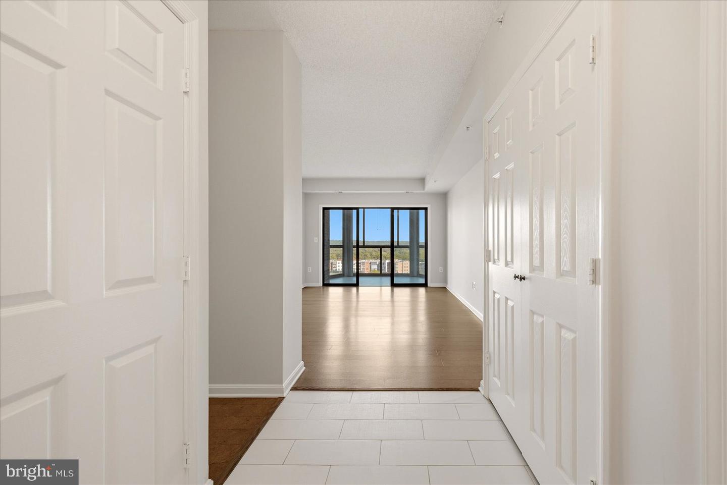 19375 Cypress Ridge Ter #815 Property Photo 14