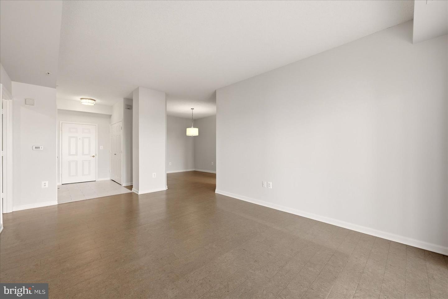 19375 Cypress Ridge Ter #815 Property Photo 17