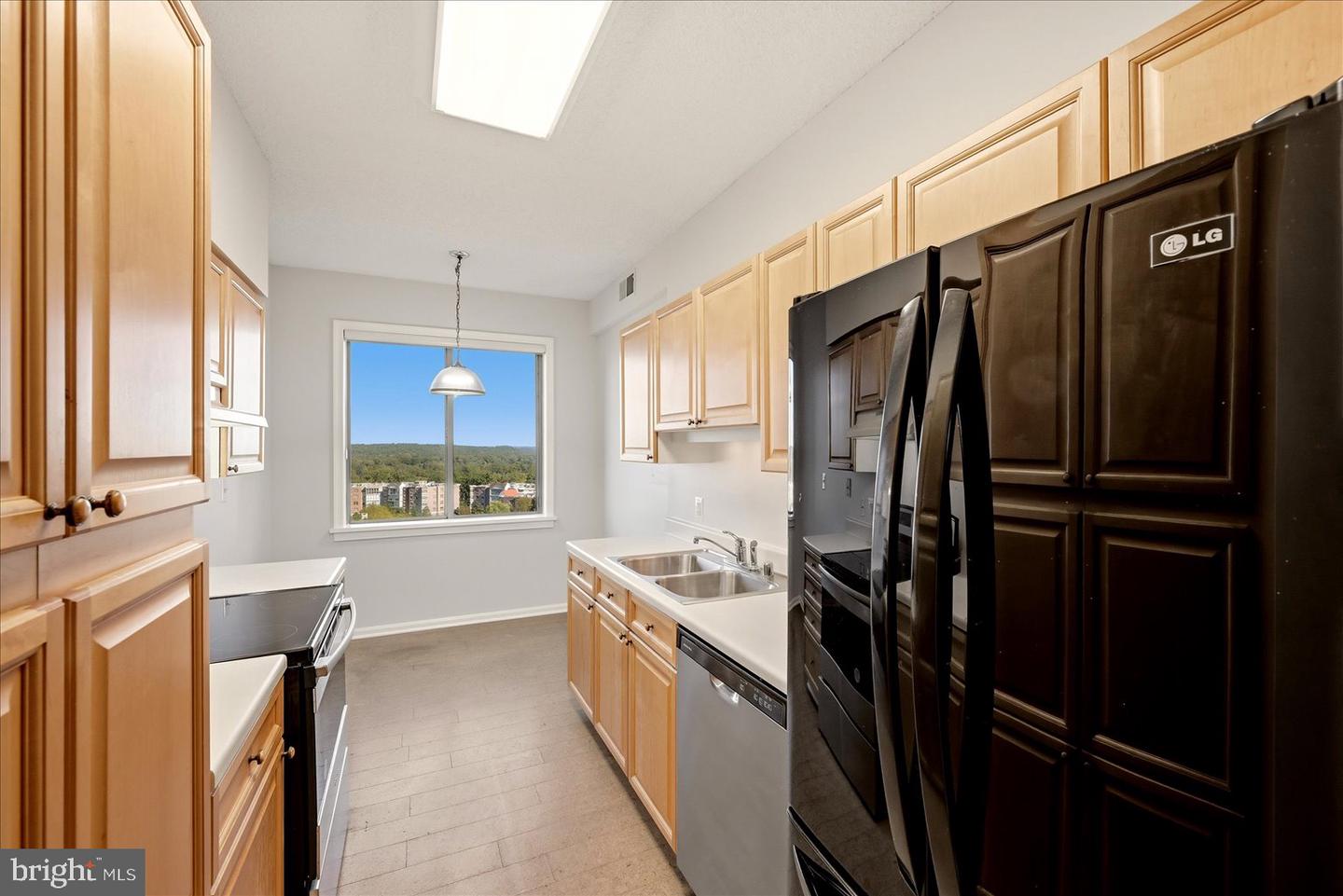 19375 Cypress Ridge Ter #815 Property Photo 30