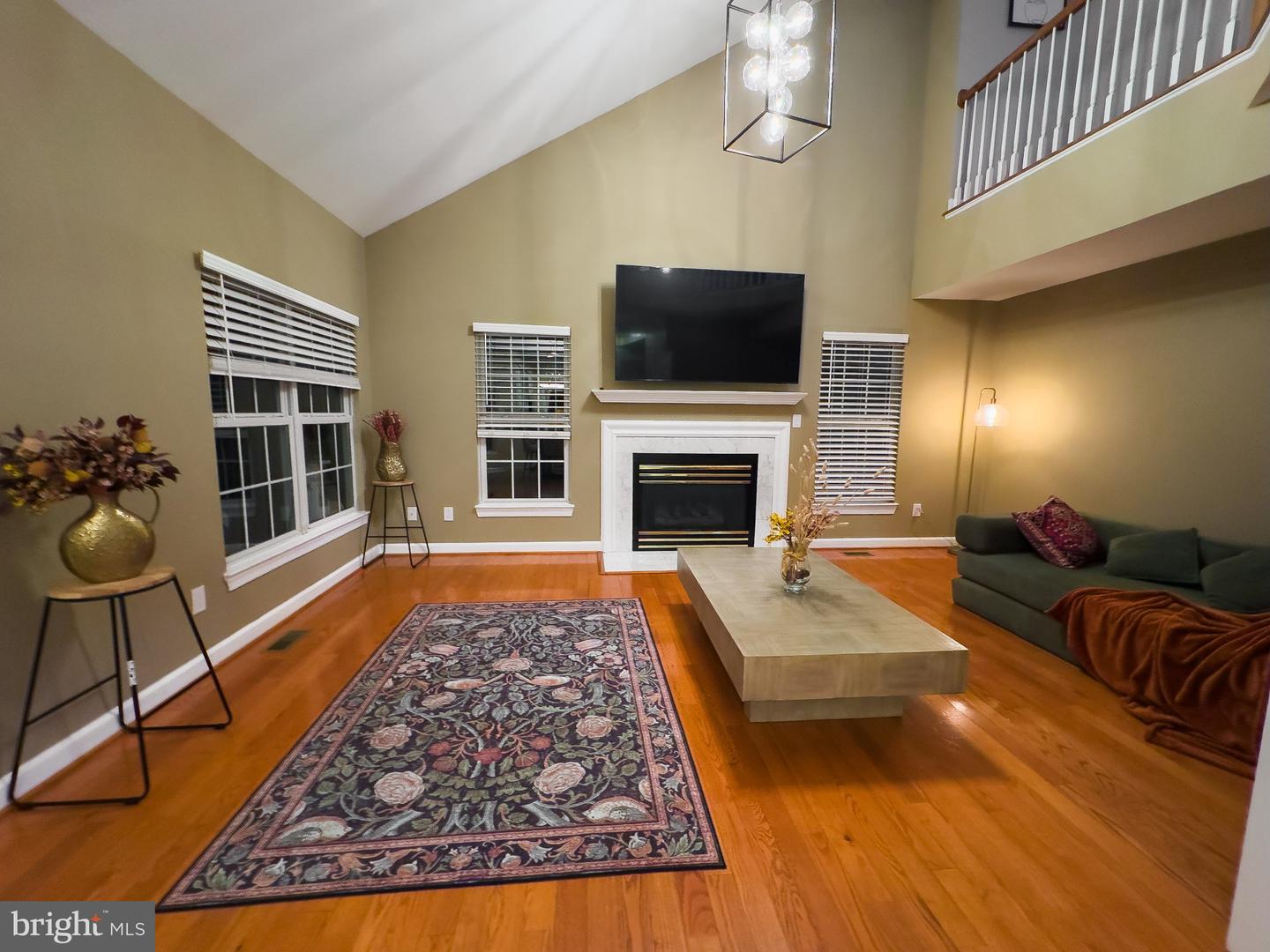 46384 Woodlake Pl Property Photo 10