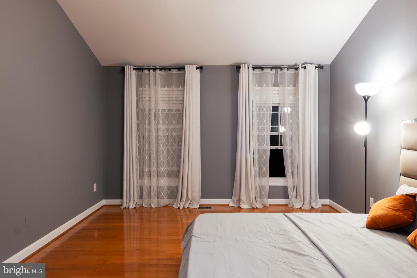46384 Woodlake Pl Property Photo 28