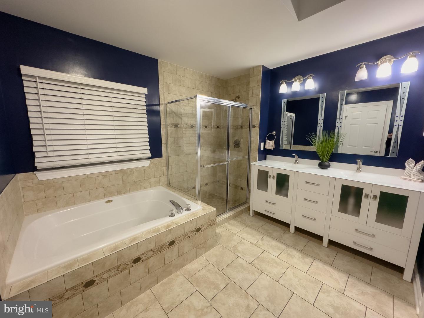 46384 Woodlake Pl Property Photo 30