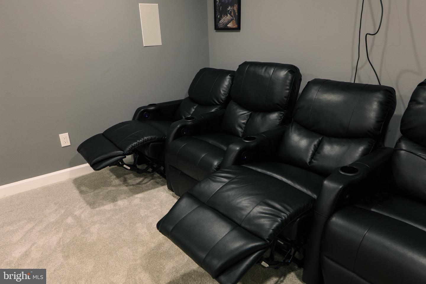 46384 Woodlake Pl Property Photo 48