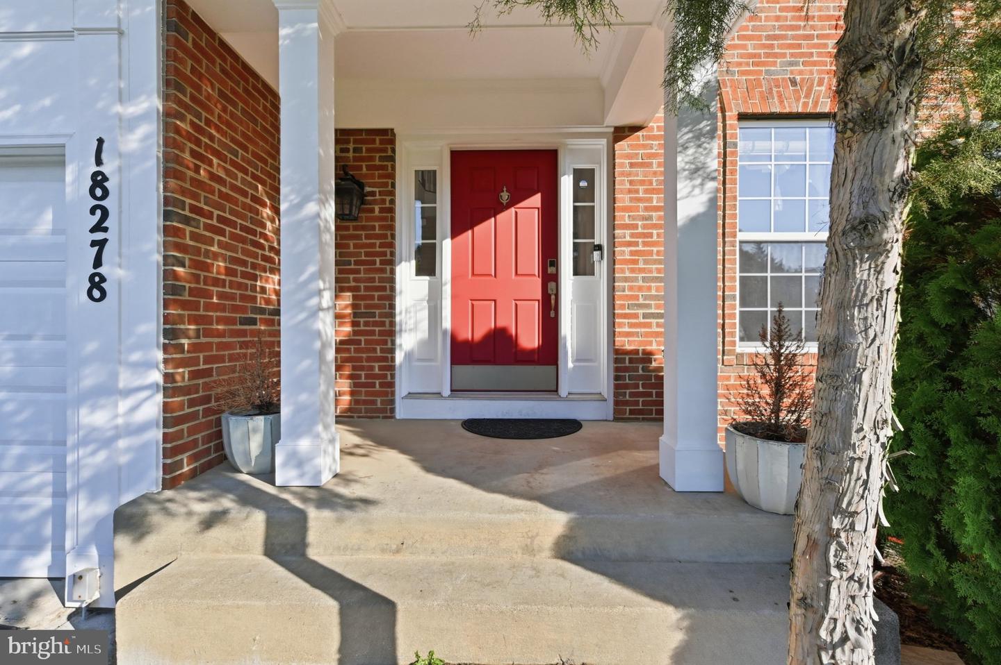 18278 Maple Spring Ct Property Photo 4