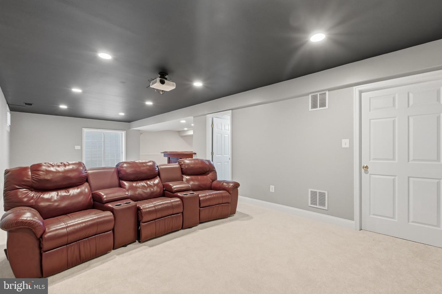 18278 Maple Spring Ct Property Photo 43
