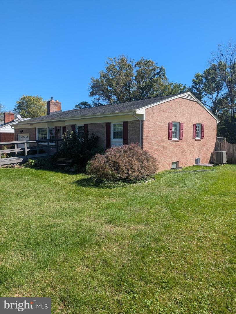 83 Rogers S Property Photo 3