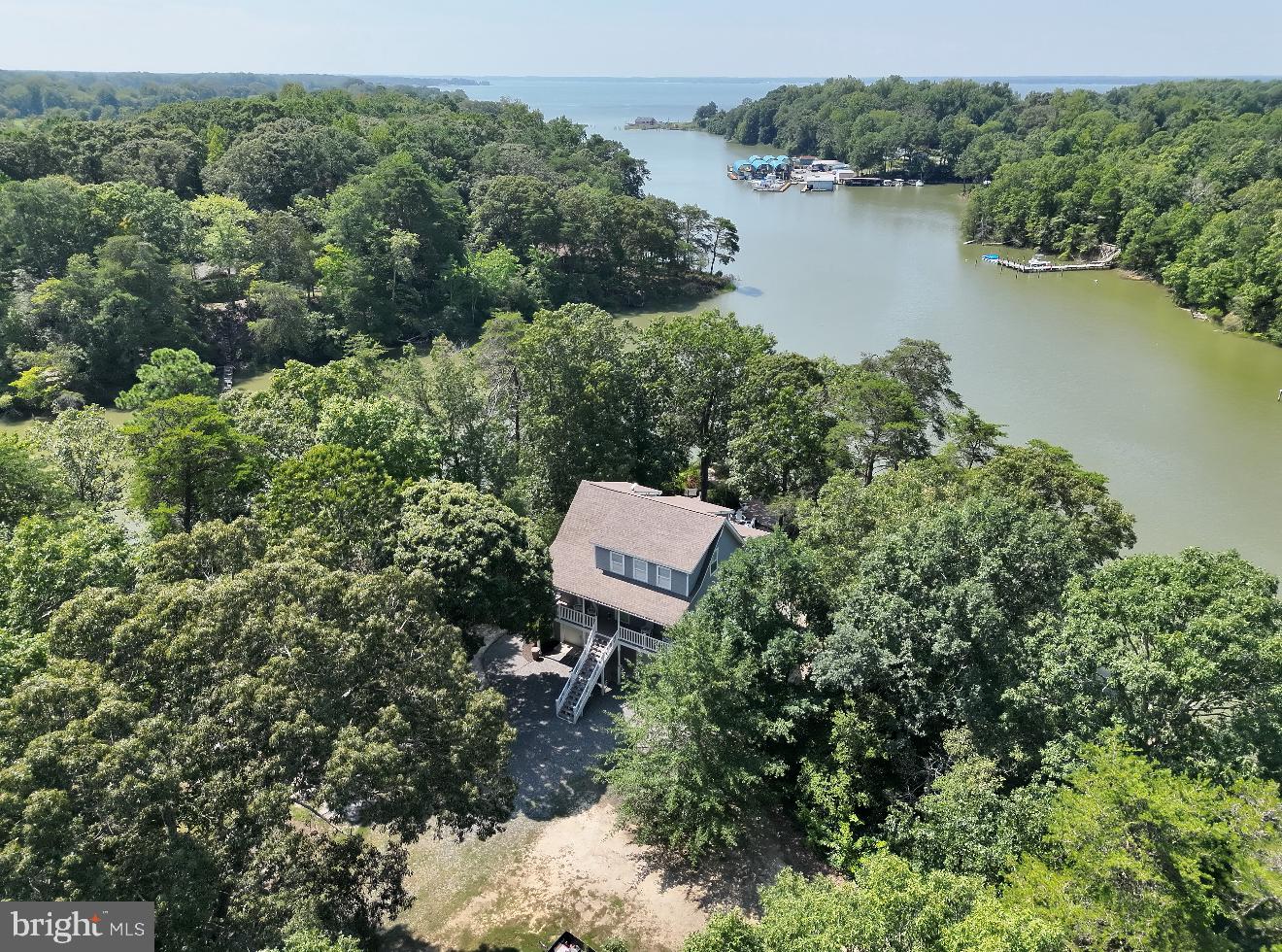 501 DOGGETT LN