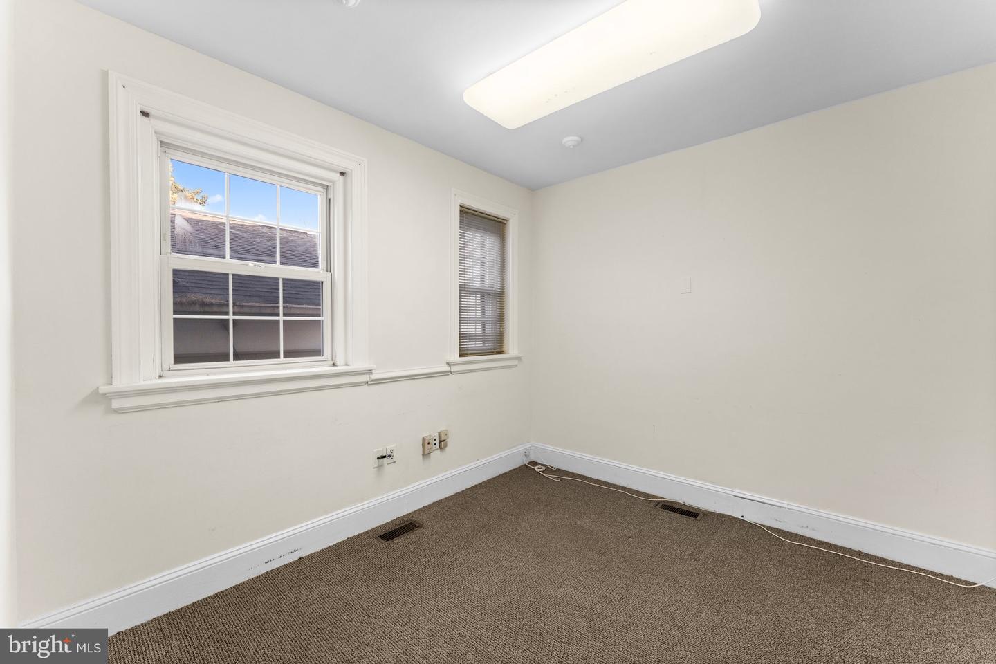 95 N. Main St Property Photo 4