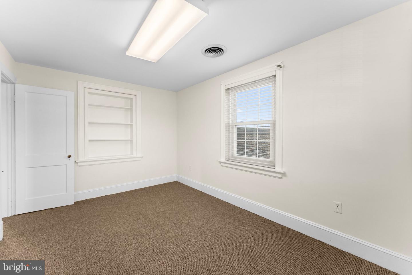 95 N. Main St Property Photo 7